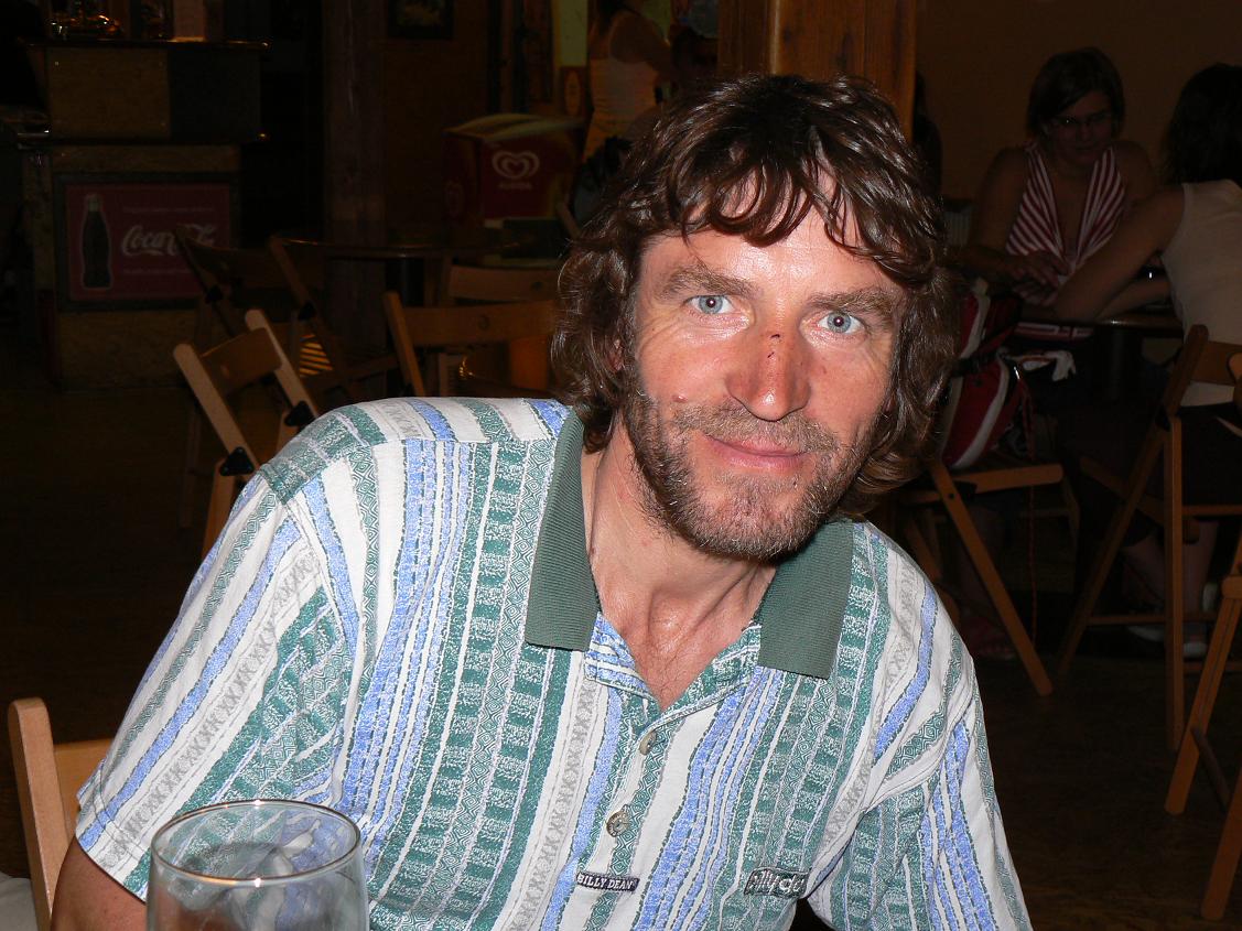zarostlý Andrej